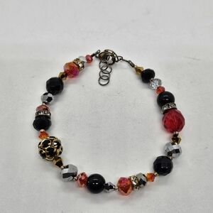 black and red glass bead bracelet